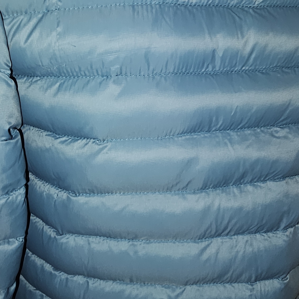 Teal Puffer Jacket With Patterned Collar Lining - image 6